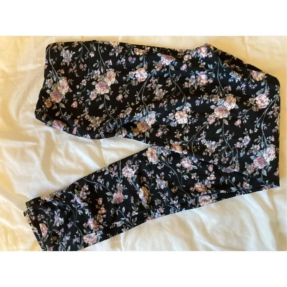 LuLaRoe One Size leggings pink/purple flowers (D11) - Picture 1 of 4